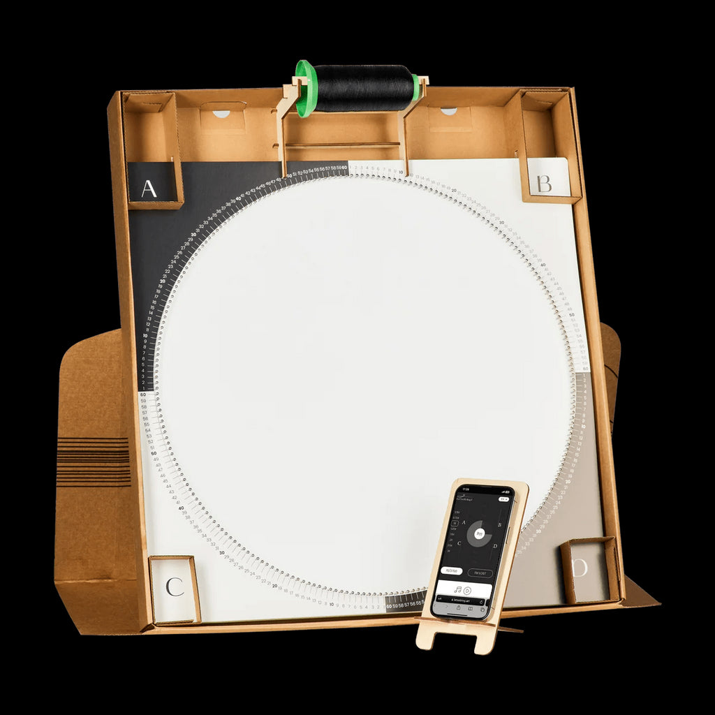 Kit creativ tablou personalizat, din ață, Let’s String, cu aplicație și ghid vocal - Pictorul Fericit