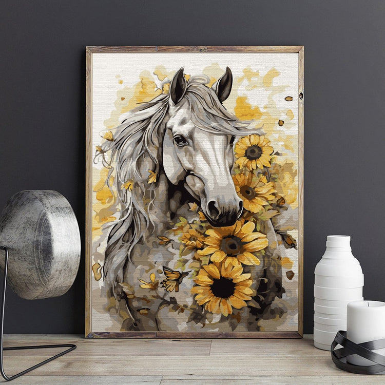 Cal Albino (White albino horse) - Pictură pe numere - Pictorul Fericit